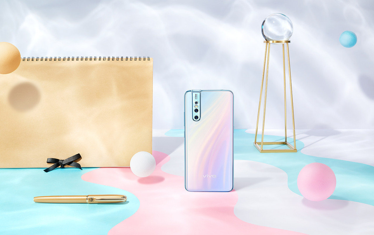 vivo产品、礼盒创意美图拍摄（图ZMzMxMDI4NzEy） - 宣传物料 - 站酷设计师Holam_Mo原创素材 - 站酷ZCOOL
