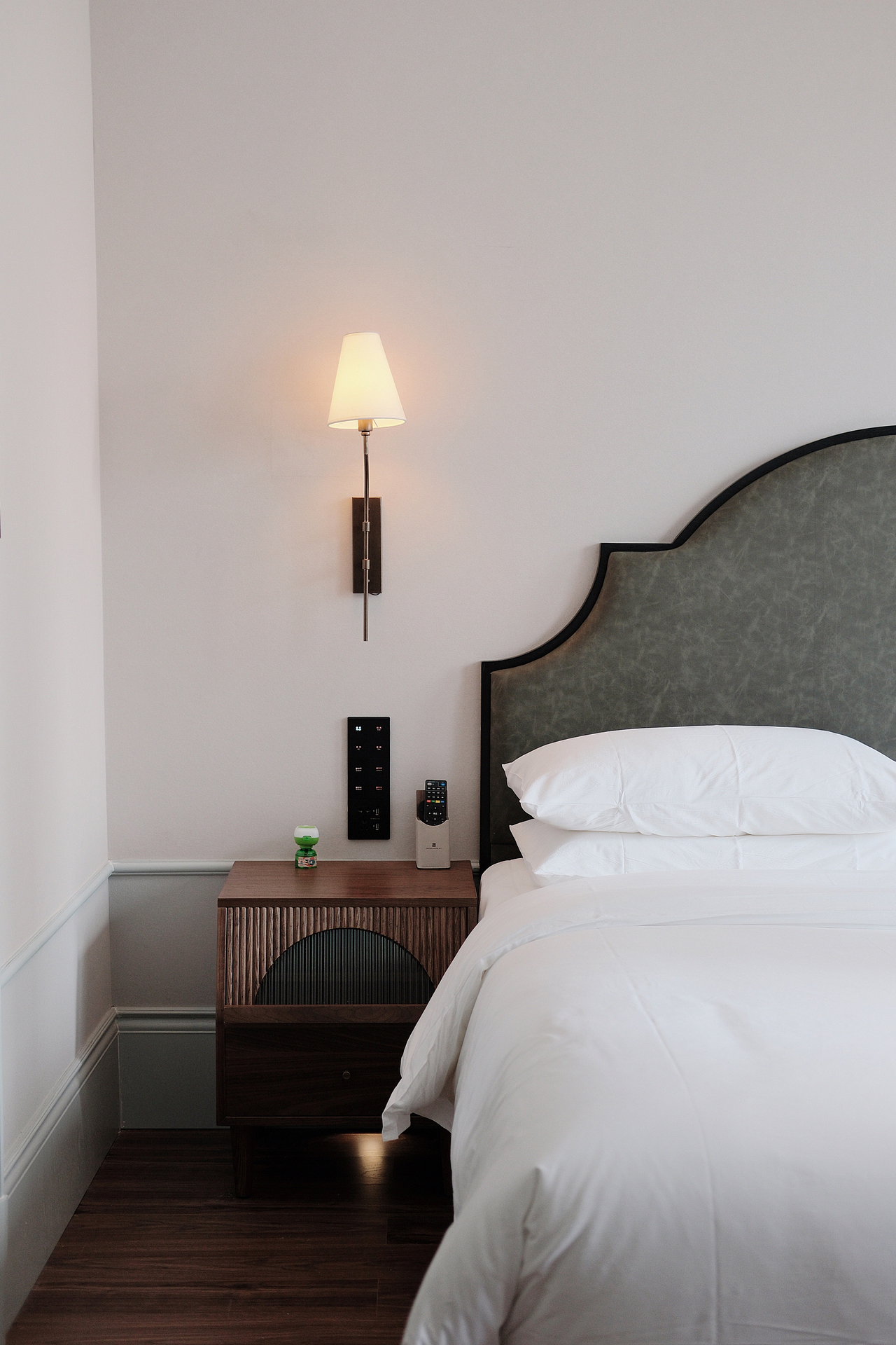 無二酒店效果图方案（图ZMzQxNTc1NDQ0） - 酒店餐饮设计 - 站酷设计师宝猪GZC原创素材 - 站酷ZCOOL