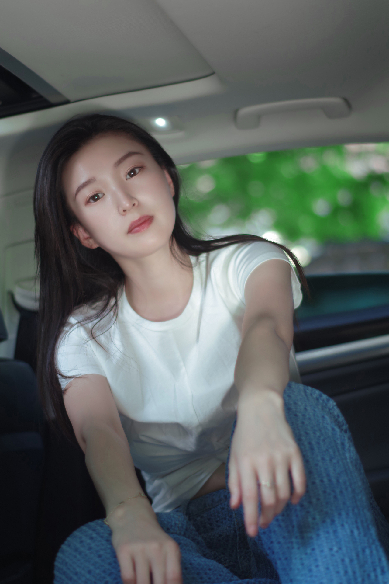 请允许我成为你的夏天--夏日车内拍照（图ZMzEwMTU5MDQ0） - 人像摄影 - 站酷设计师金渺今原创素材 - 站酷ZCOOL