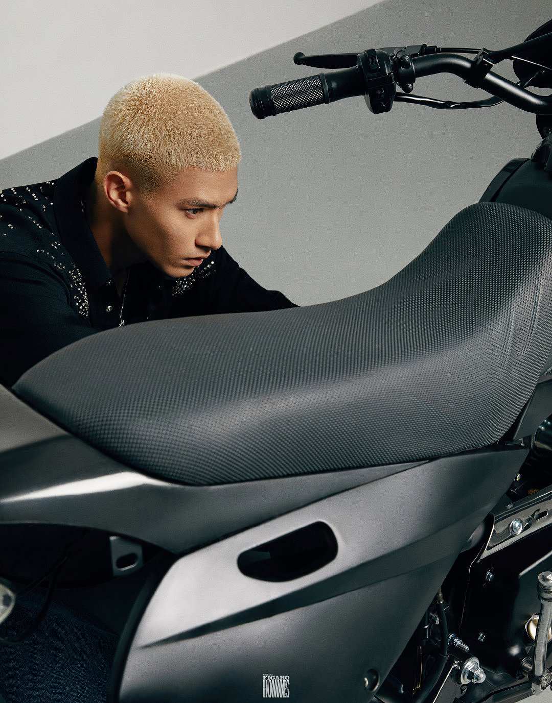 Madame Figaro INTO1米卡