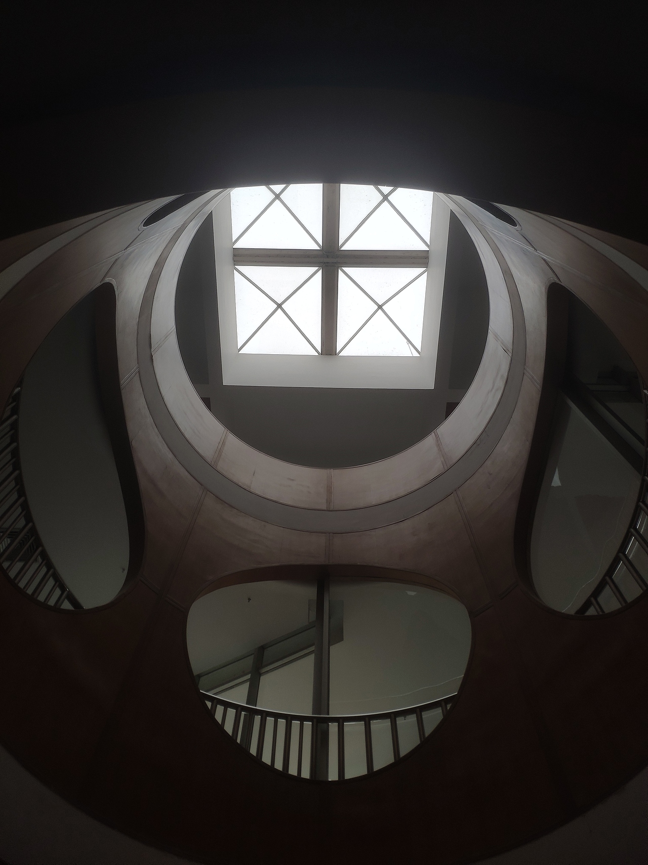 广州-广州艺术博物院（图ZMzAwODA0NzM2） - 展陈设计 - 站酷设计师大湾区五花肉原创素材 - 站酷ZCOOL