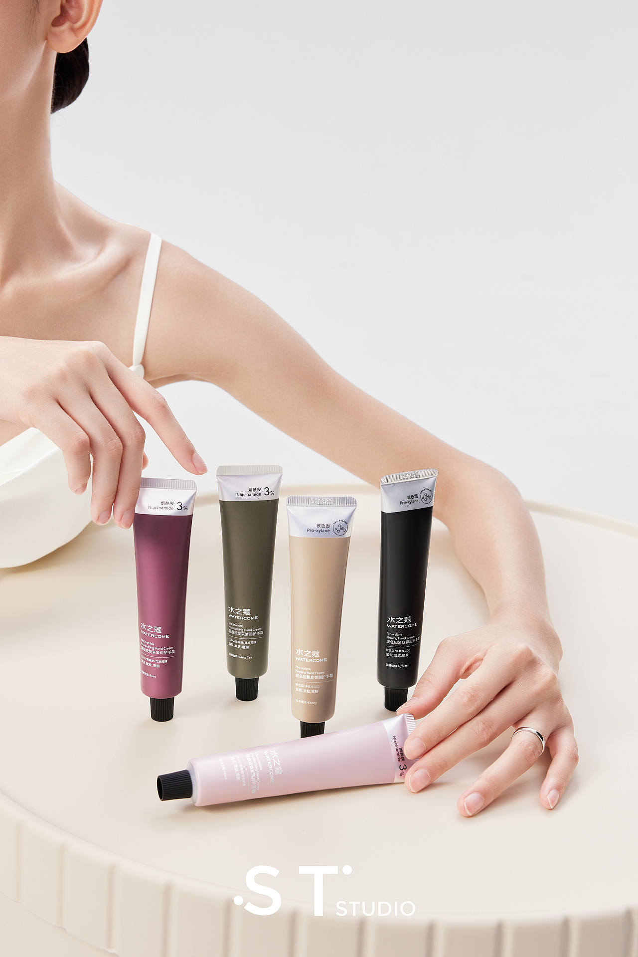 简约护肤平面拍摄