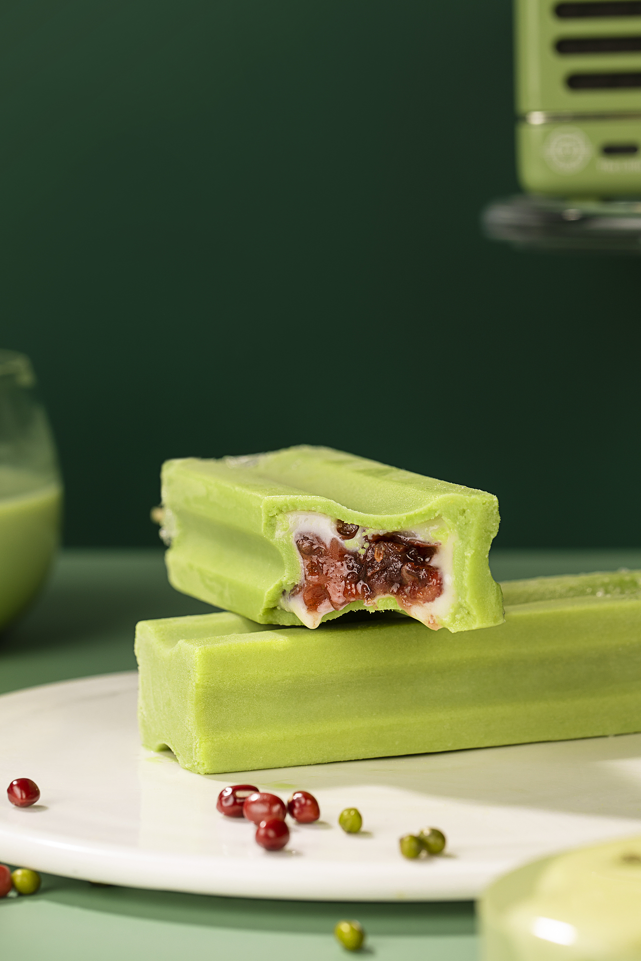 电商蒙牛雪糕拍摄案例