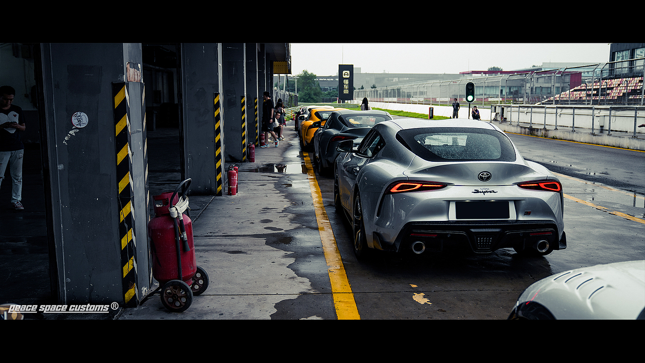 汽车摄影：GR SUPRA 雨战（图ZMzA4MzA0MTA0） - 产品摄影 - 站酷设计师PSCwehonlau原创素材 - 站酷ZCOOL