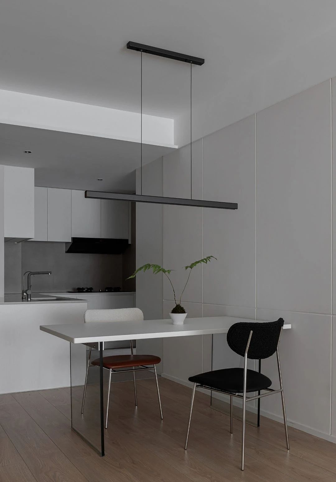 103㎡素净之家,优化布局,感受通透的“自然呼吸感”~