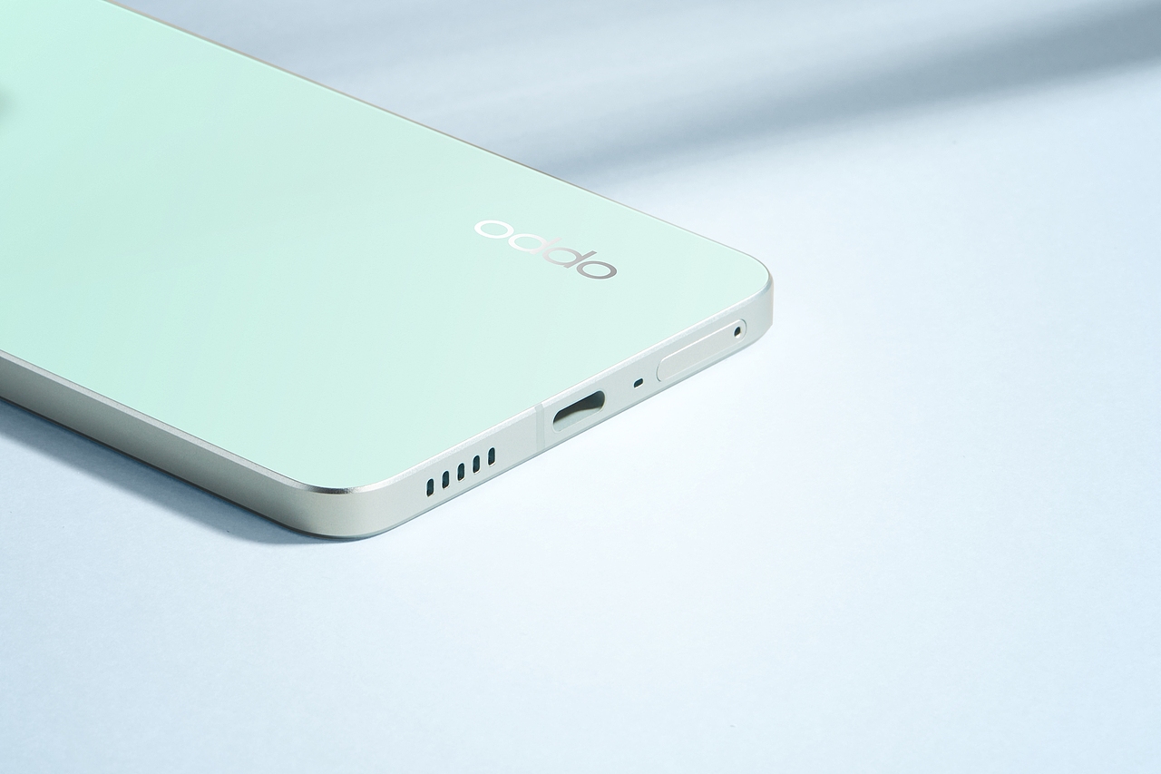 Reno8 Pro+三色棚拍图赏