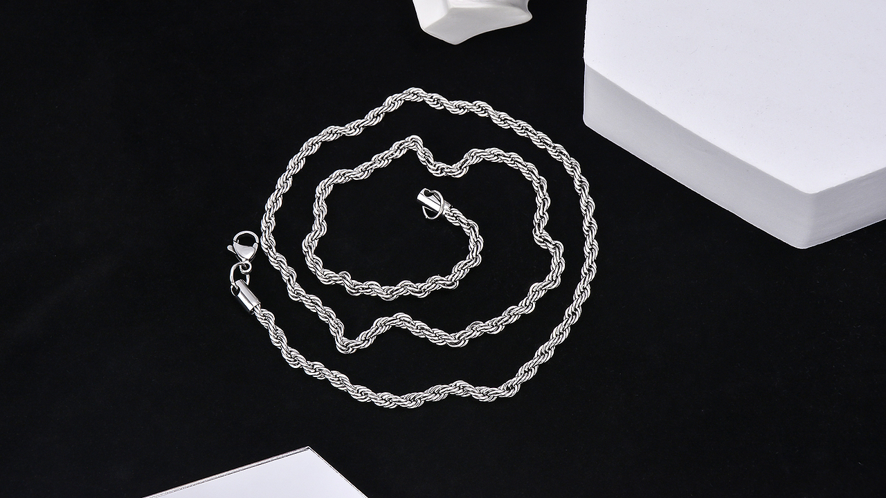 黑色简约摄影—— 饰品 嘻哈街头饰品（图ZMzA4NDE0MzA4） - 产品摄影 - 站酷设计师坎十月原创素材 - 站酷ZCOOL