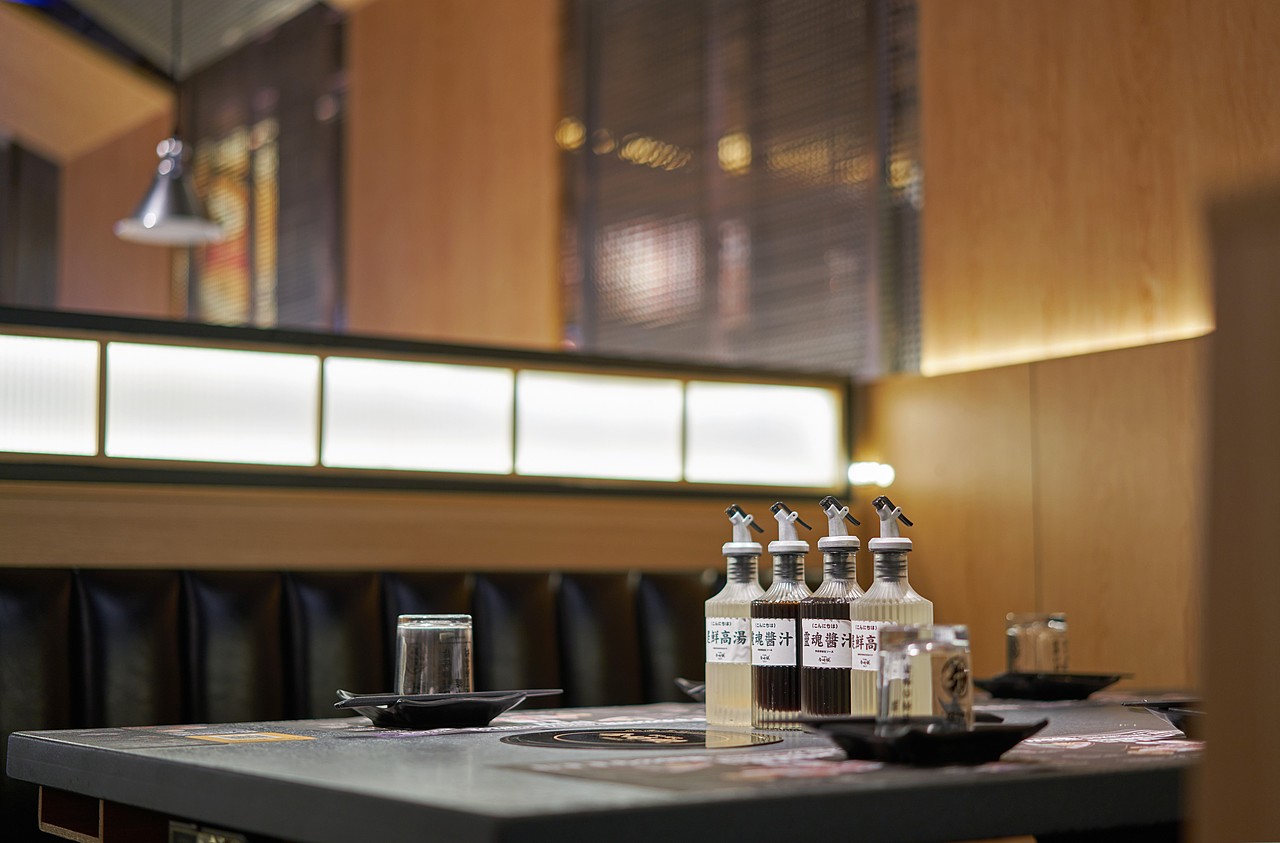 今崎烧-惠福路店（图ZMzAxOTYwMDgw） - 酒店餐饮设计 - 站酷设计师RamonDMaster原创素材 - 站酷ZCOOL