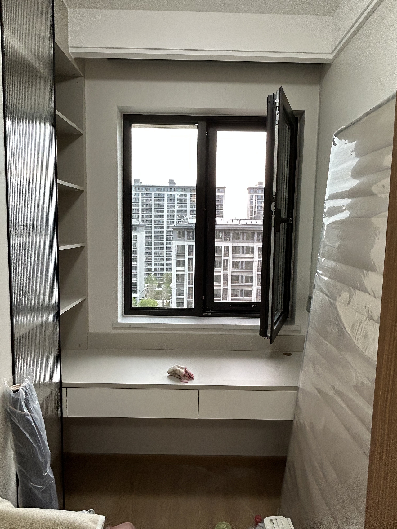 尚品康净板落地效果