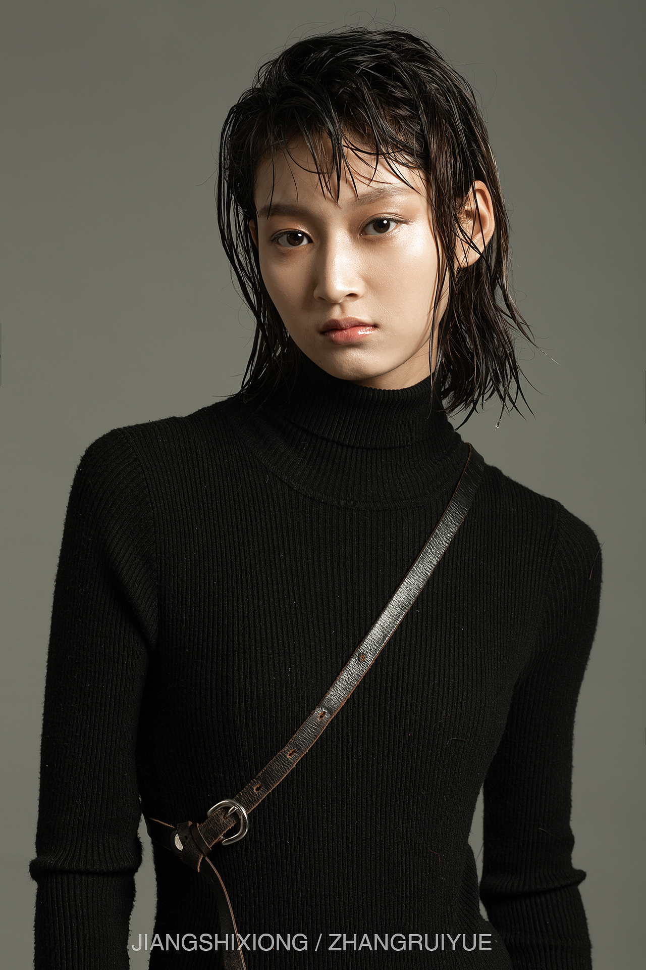 同事（图ZMzA4OTk5NzYw） - 人像摄影 - 站酷设计师675458986原创素材 - 站酷ZCOOL