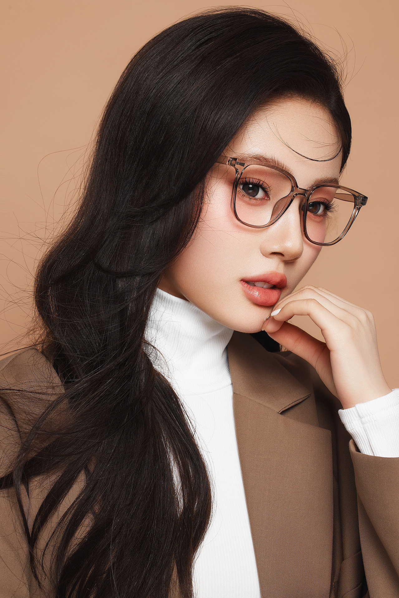 妆容（图ZMzYwOTA0ODQw） - 人像摄影 - 站酷设计师修图师墨尘原创素材 - 站酷ZCOOL