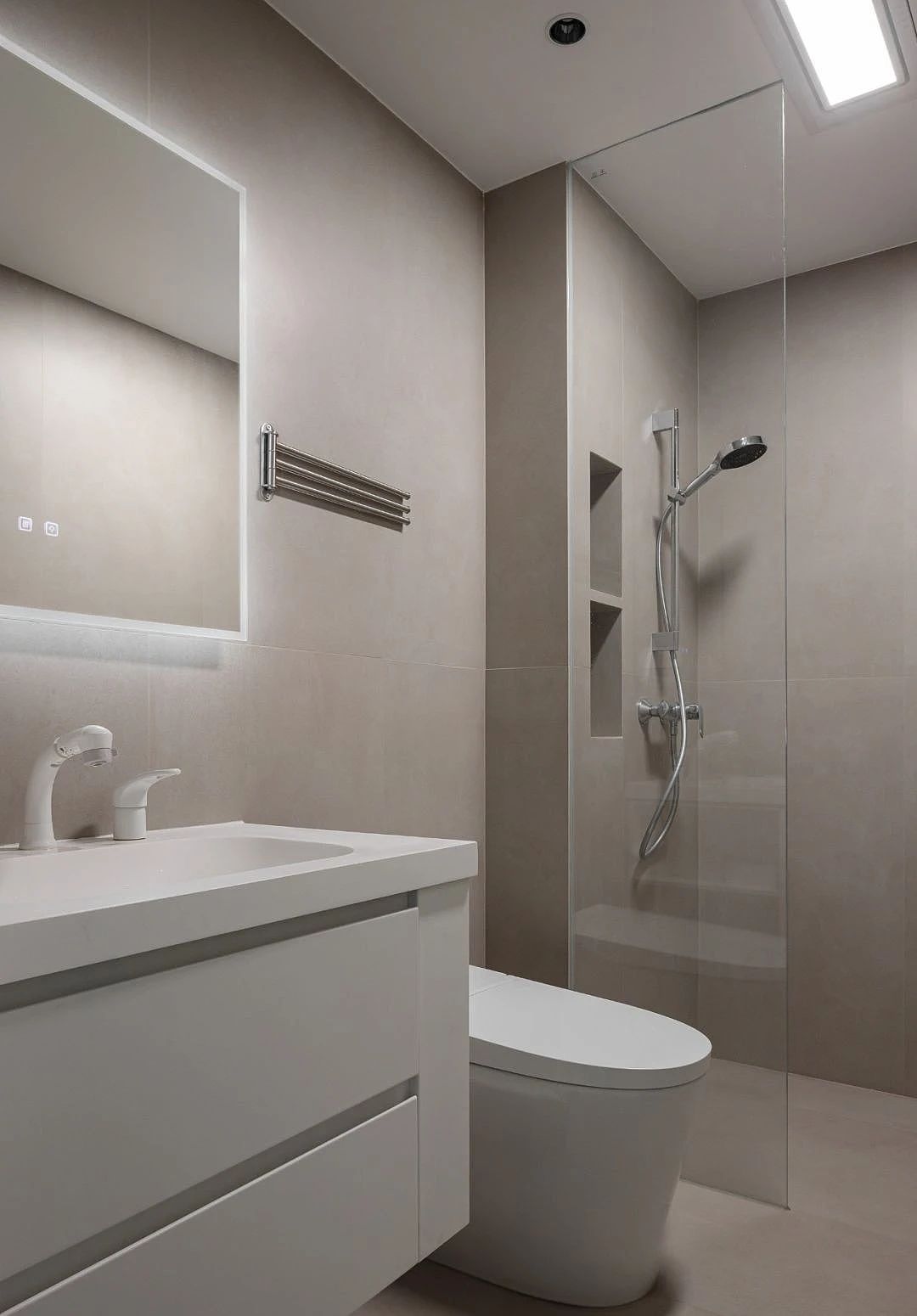 103㎡素净之家,优化布局,感受通透的“自然呼吸感”~