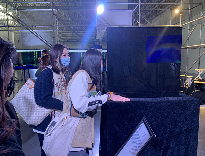 《光.隧》互动装置——多维空间中的光艺术（图ZMzE0OTIyMTA0） - 其他空间 - 站酷设计师林哈哈不会飞原创素材 - 站酷ZCOOL