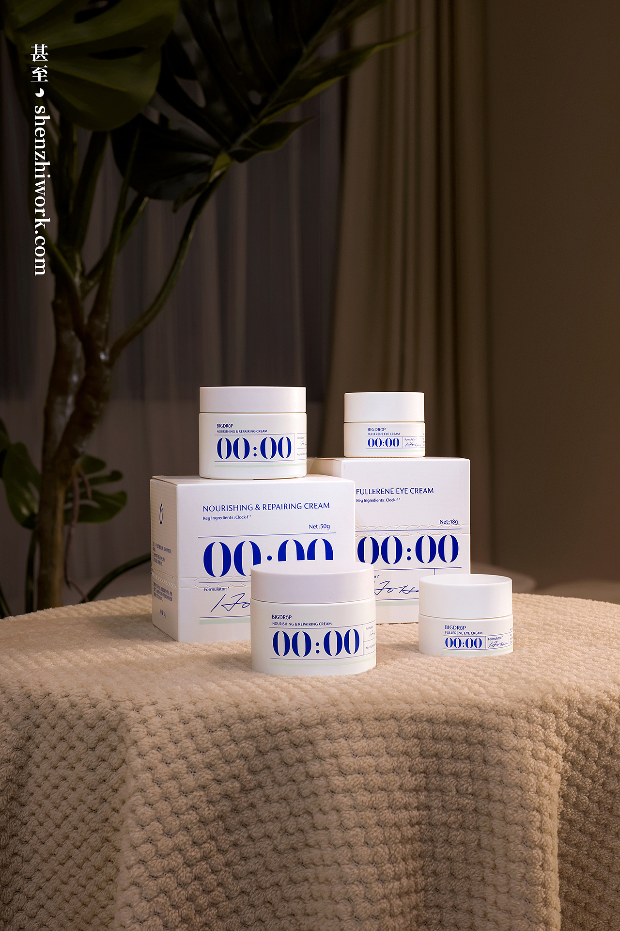 大水滴×甚至创意 护肤品摄影 自媒体渠道传播海报图（图ZMzI5MjUwOTYw） - 产品摄影 - 站酷设计师甚至创意原创素材 - 站酷ZCOOL