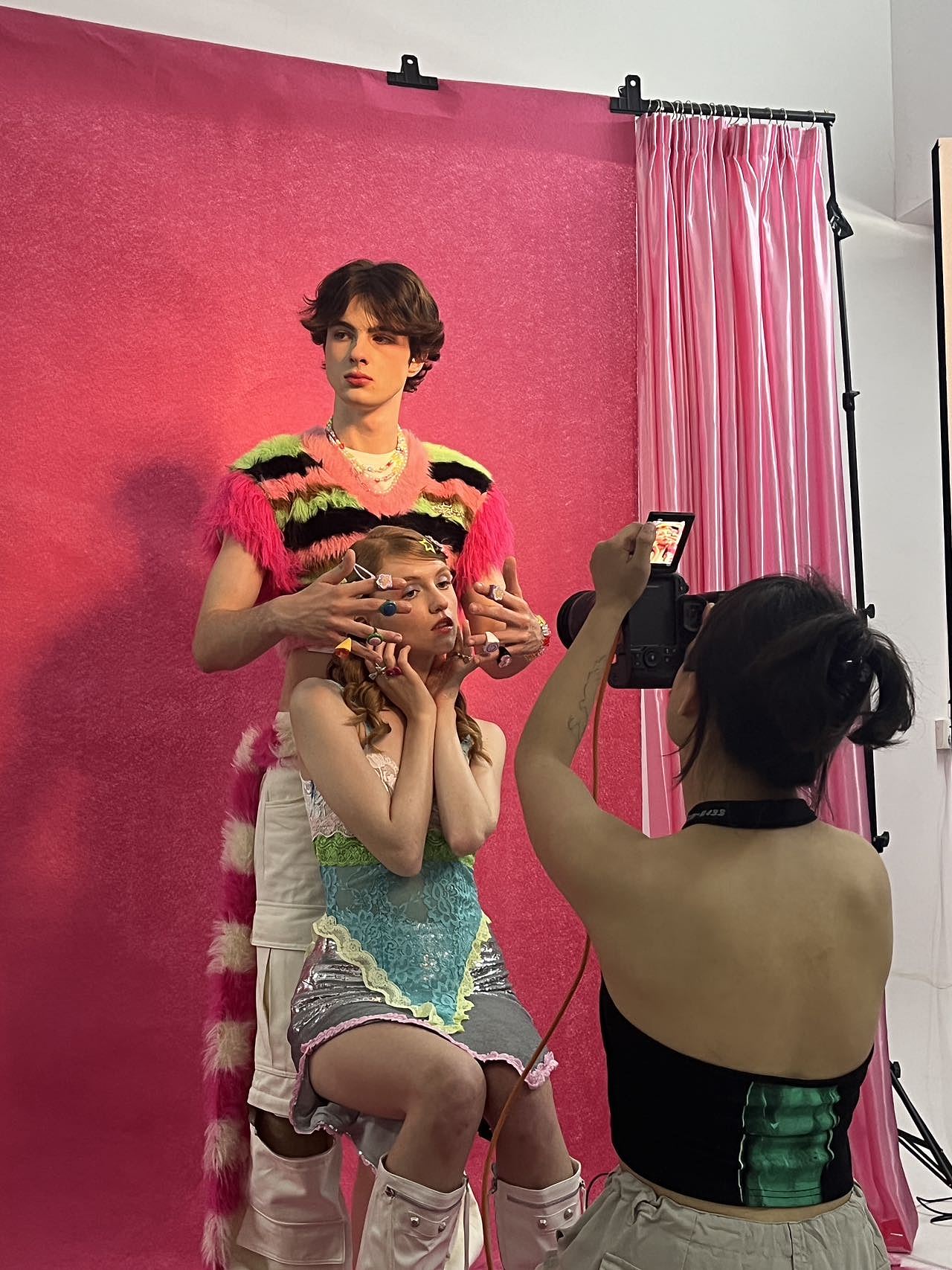 今日份的拍摄花絮（图ZMzQ1NzI2MjQ0） - 人像摄影 - 站酷设计师优思模特Melo原创素材 - 站酷ZCOOL