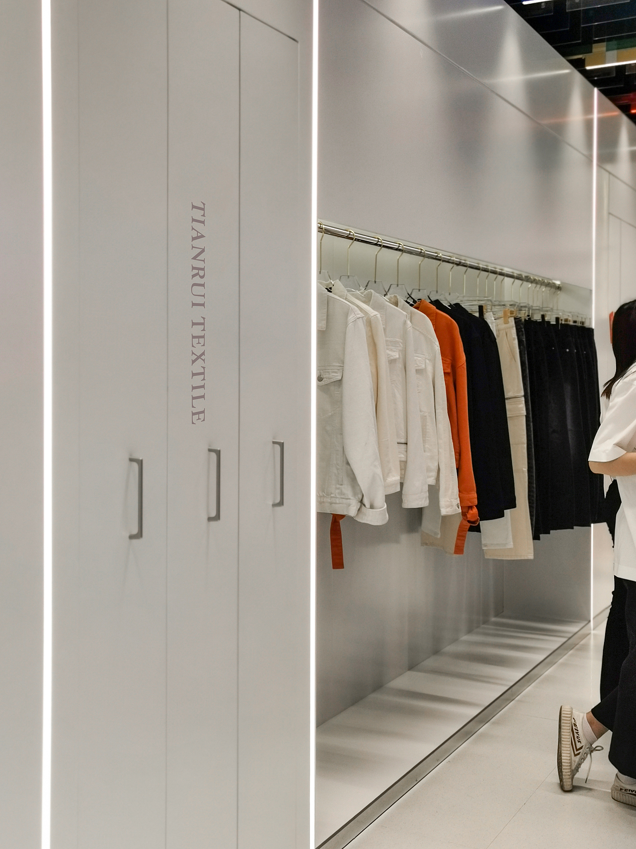 索特照明｜TIANRUI TEXTILE纺织面料空间照明设计（图ZMzQxNTIzMTY0） - 商业空间设计 - 站酷设计师索特照明设计原创素材 - 站酷ZCOOL