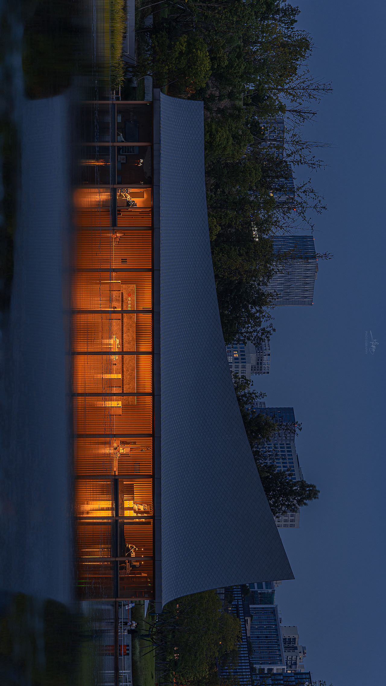 水中书店（图ZMzEzMTY5NTI4） - 环境/建筑摄影 - 站酷设计师zihuatanejo1997原创素材 - 站酷ZCOOL