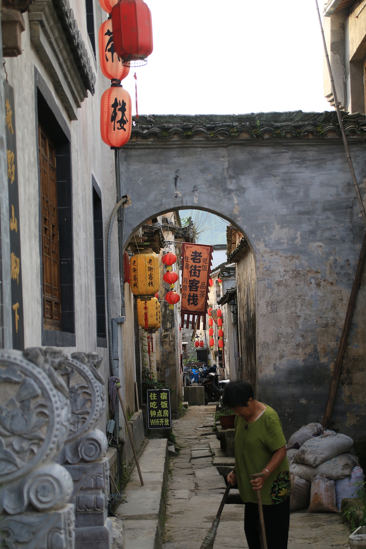 宏村小巷_故地重游（圖ZMzUzMDg5MjE2） - 風(fēng)光攝影 - 站酷設(shè)計師188gml原創(chuàng)素材 - 站酷ZCOOL