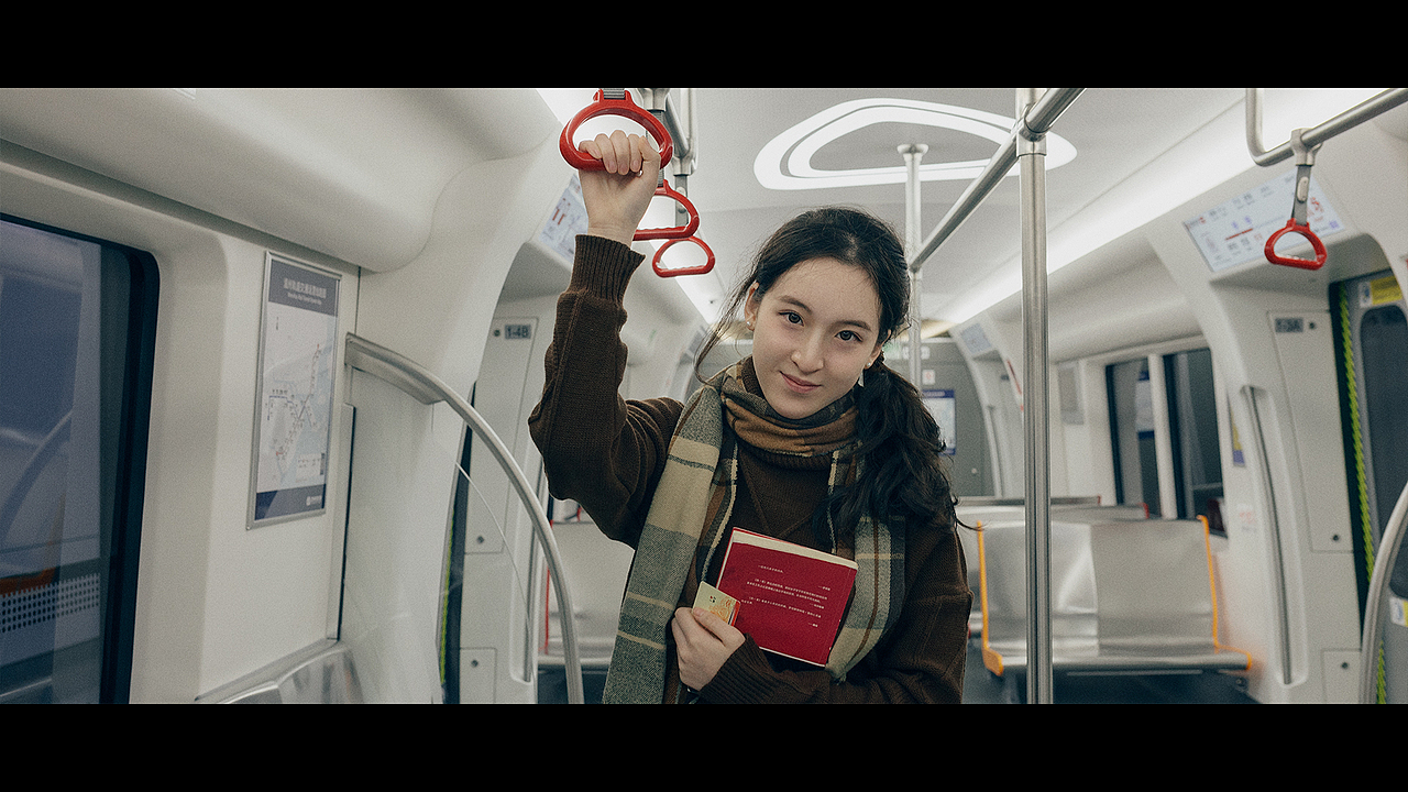 开往春天的列车（图ZMzYwMTczNTky） - 人像摄影 - 站酷设计师非凡视觉设计123原创素材 - 站酷ZCOOL