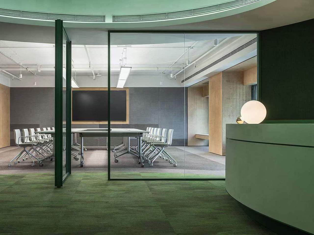 办公室|追求简洁大方的格局,强调功能性设计