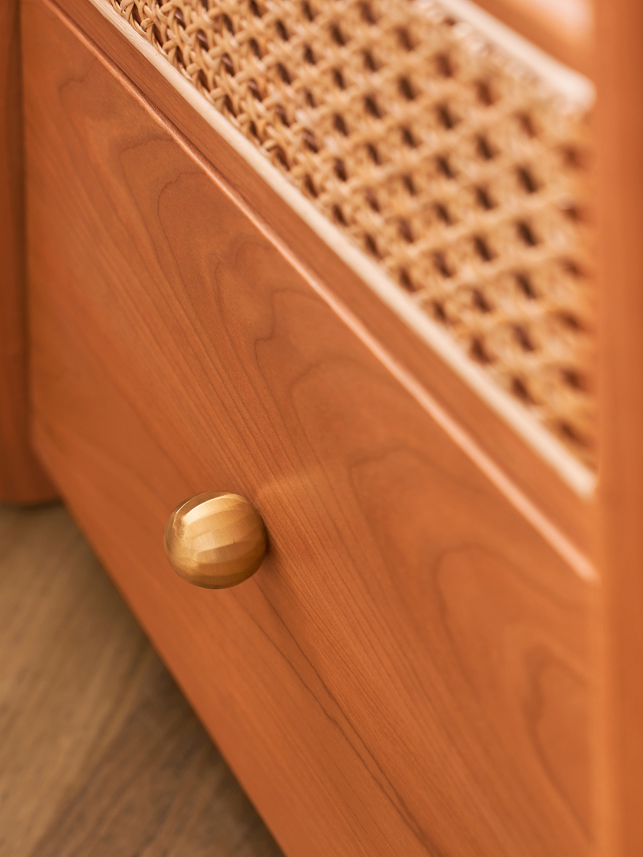 家具设计 | 樱桃木床头柜