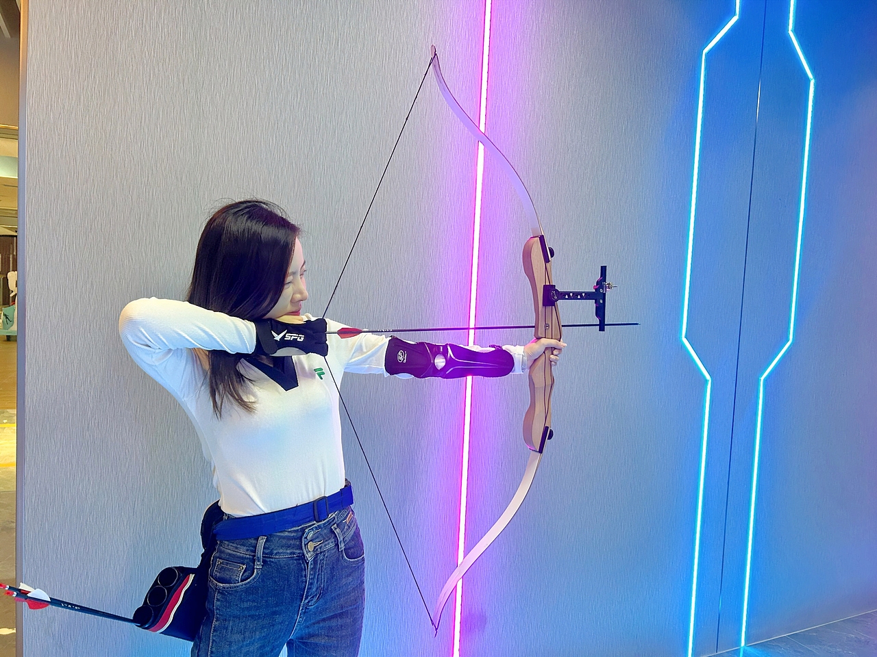 Cik陈舒舒老师——射箭初体验~