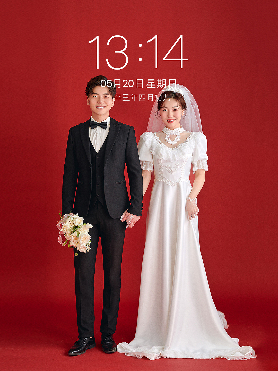 室内婚纱照做成了手机屏保，真的好好看～