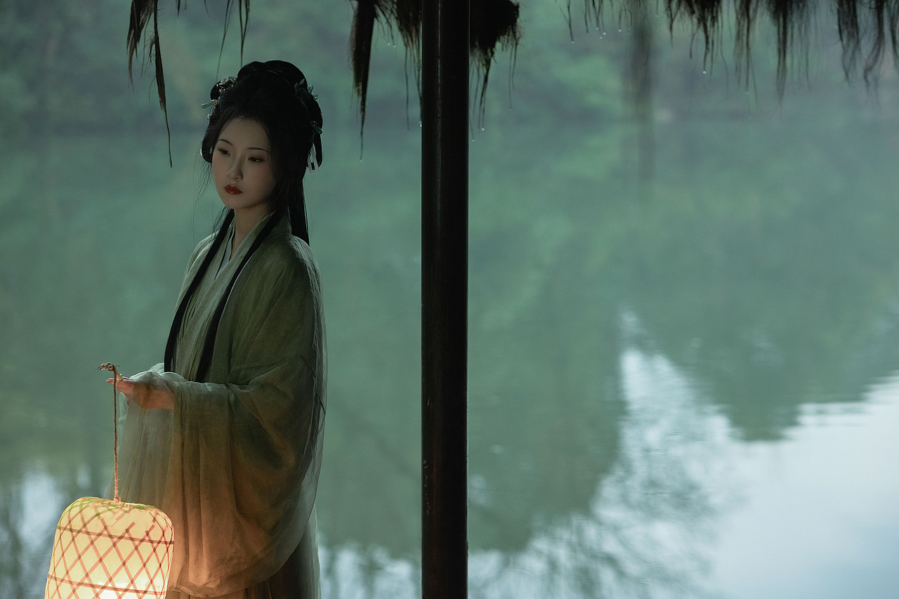 绿意晓声浓（图ZMzQyMTEyODEy） - 人像摄影 - 站酷设计师若寒Rock原创素材 - 站酷ZCOOL