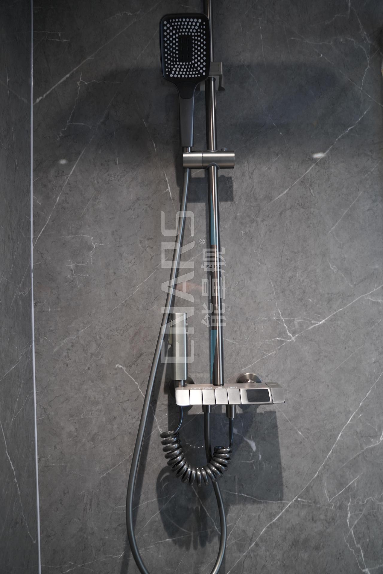 未来之选:可移动太空舱民宿能量舰,文旅新体验