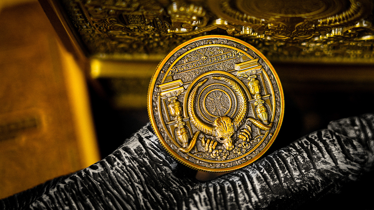 Devildom 恶魔收藏纸牌扑克皮盒木盒套装设计（图ZMzQyMjI0MjA4） - 包装 - 站酷设计师ARK方舟扑克原创素材 - 站酷ZCOOL