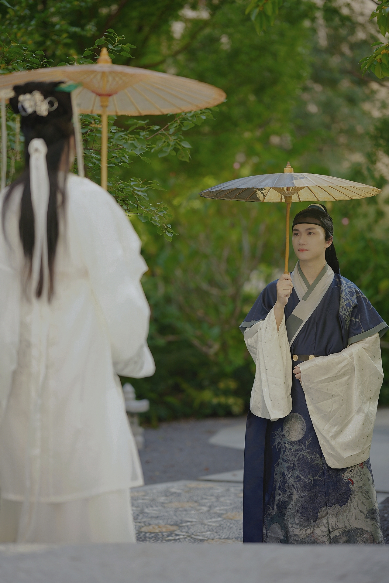 《白蛇.缘起》当白素贞和许仙动漫里走出是怎么样的~