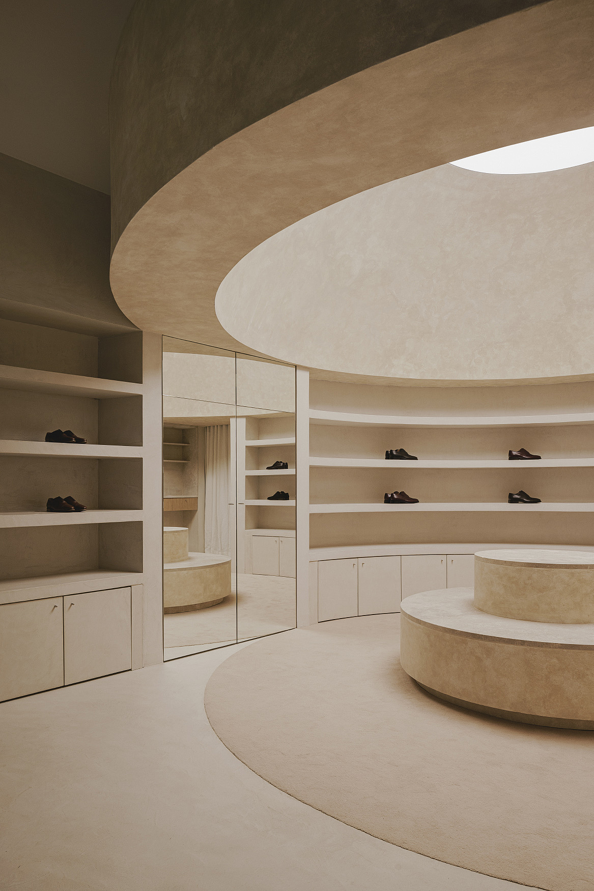 高端皮鞋店男鞋商店装修设计案例鉴赏