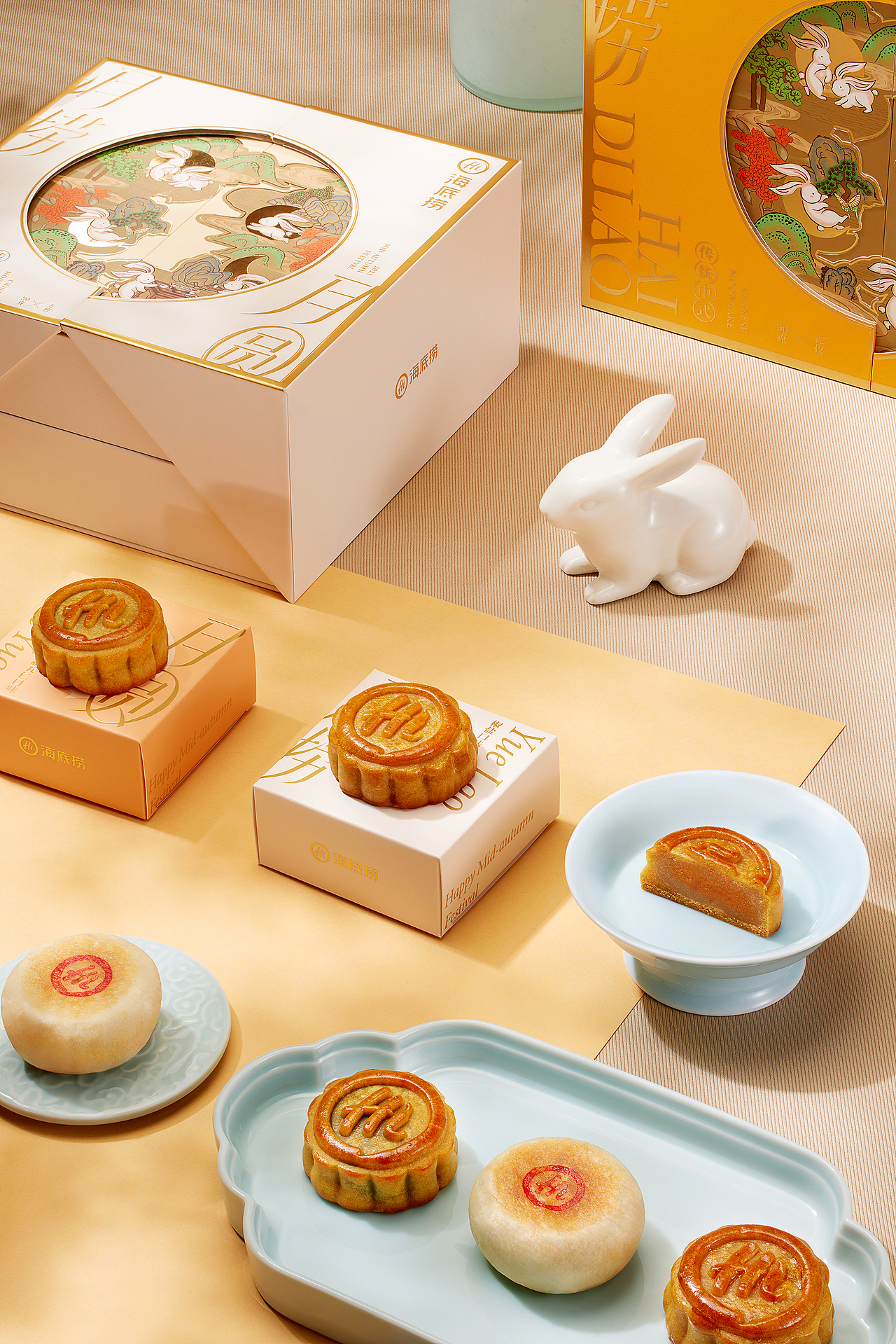 《海底捞》中秋月饼礼盒设计——月捞月圆（图ZMzUxMDYxOTE2） - 包装 - 站酷设计师你好大海品牌设计原创素材 - 站酷ZCOOL