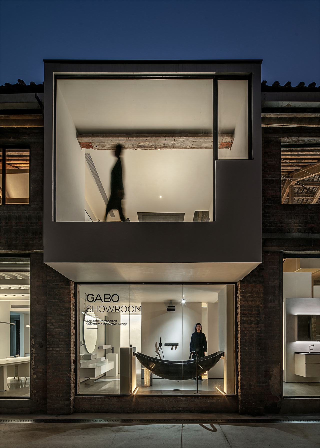 LEW丨厂房改造丨卫浴美学空间（图ZMzAwMjgxNzk2） - 商业空间设计 - 站酷设计师里与外创意原创素材 - 站酷ZCOOL