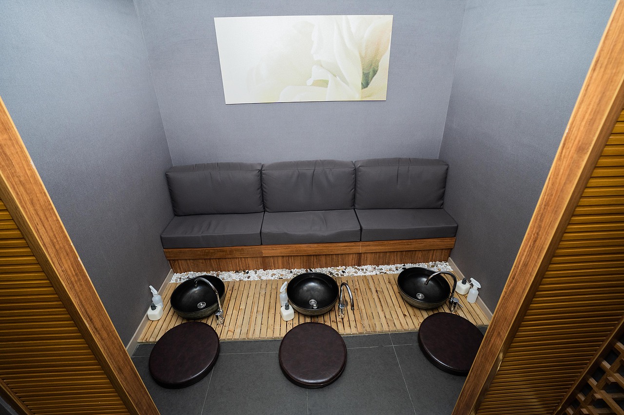 信庭序西平泰式spa店