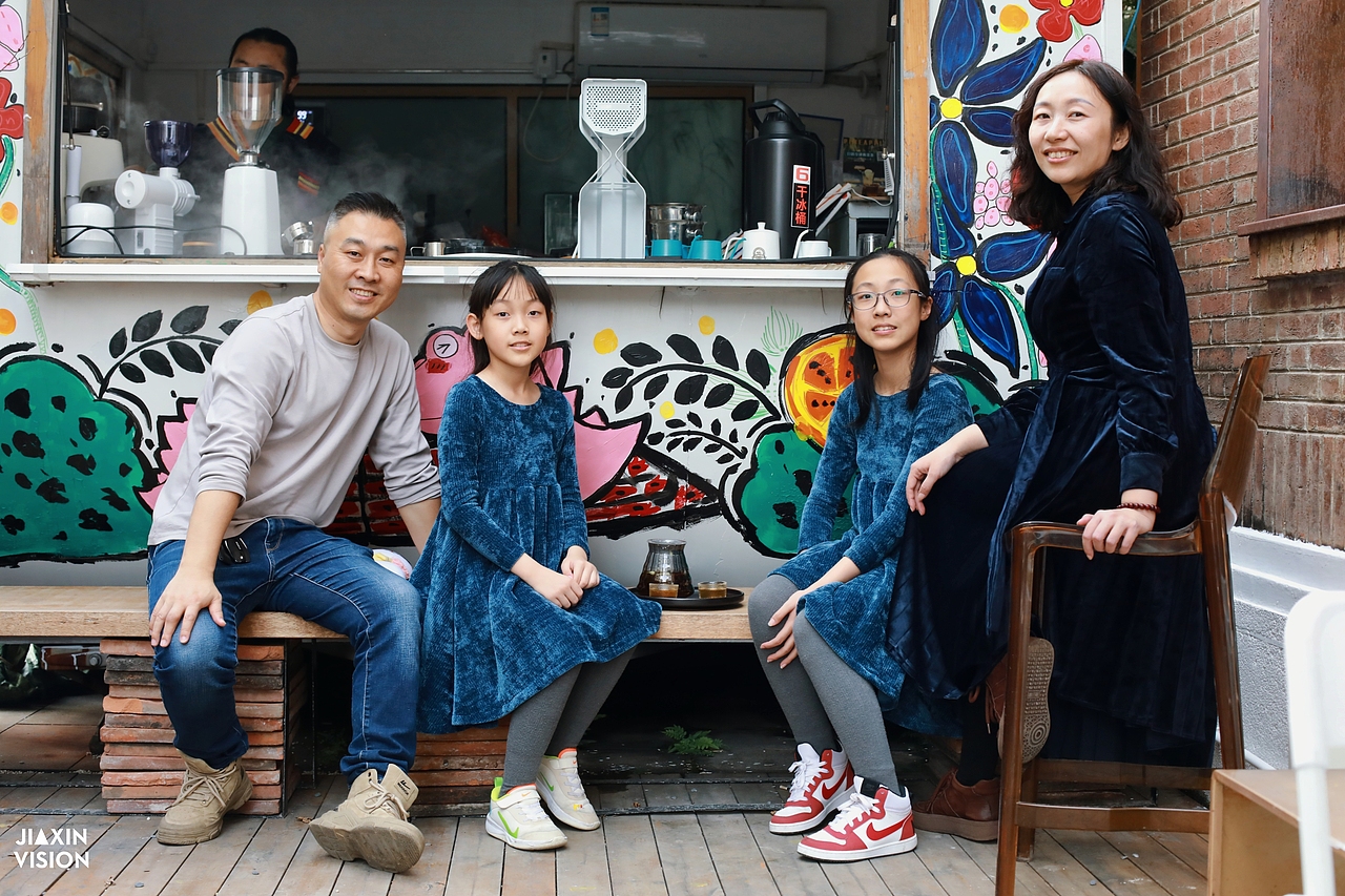 旅拍 | 家庭旅拍（图ZMzYyNTI2ODEy） - 人像摄影 - 站酷设计师司徒佳信原创素材 - 站酷ZCOOL