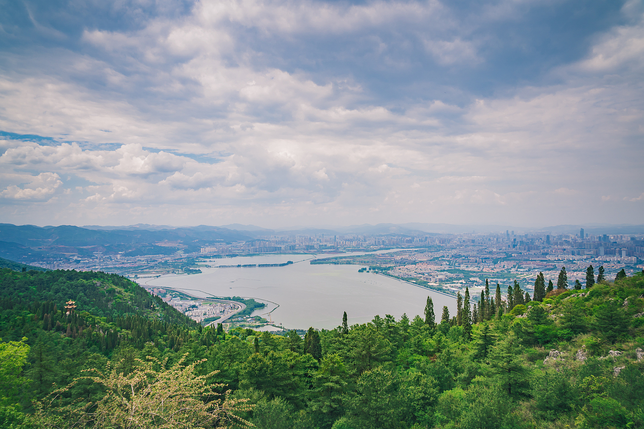 昆明西山，鸟瞰、建筑、风景、夕阳、晚霞（图ZMzQ5MTE0NTky） - 人像摄影 - 站酷设计师雕道原创素材 - 站酷ZCOOL