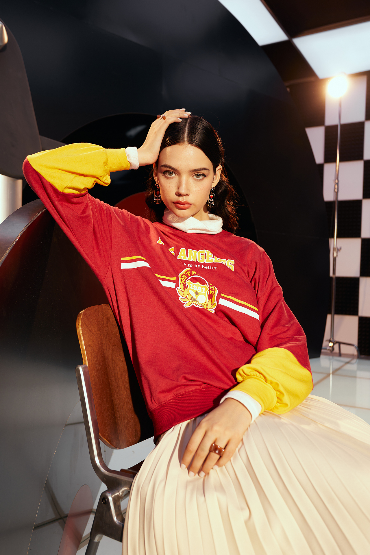 复古学院风（图ZMzM5NTI3MDc2） - 时尚/艺术摄影 - 站酷设计师摄影师April原创素材 - 站酷ZCOOL