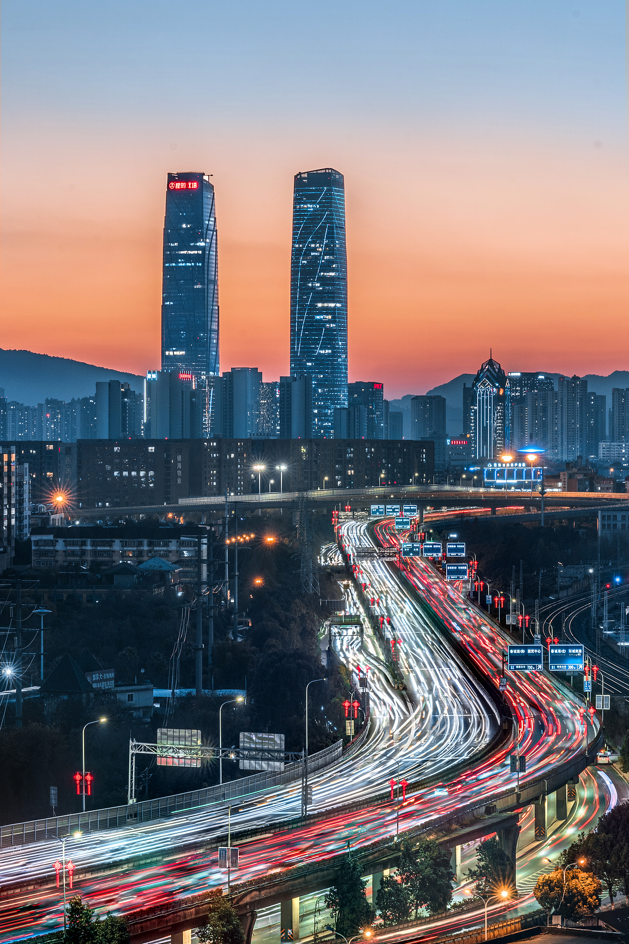 昆明地標(biāo)建筑（圖ZMzI3OTE2Mzk2） - 環(huán)境/建筑攝影 - 站酷設(shè)計(jì)師攝影師阿普先生原創(chuàng)素材 - 站酷ZCOOL