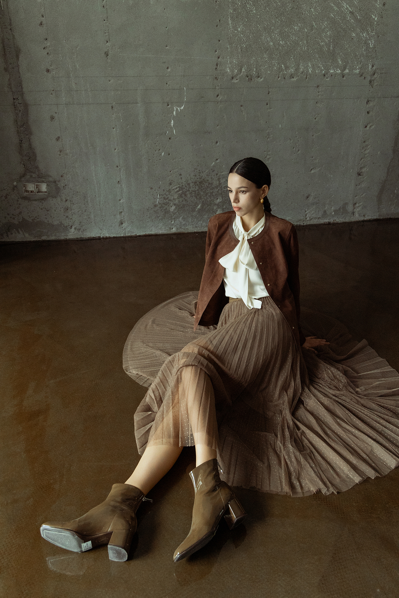 潮石女装拍摄（图ZMzUzMDc1NjUy） - 人像摄影 - 站酷设计师摄影师恩旭原创素材 - 站酷ZCOOL