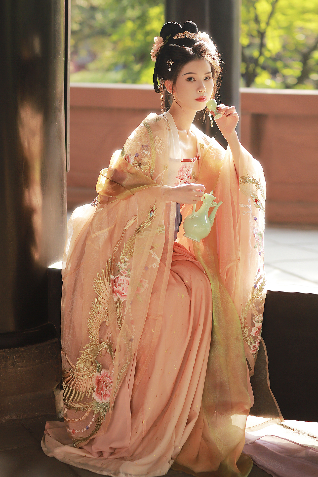 客|逆光唐风汉服写真