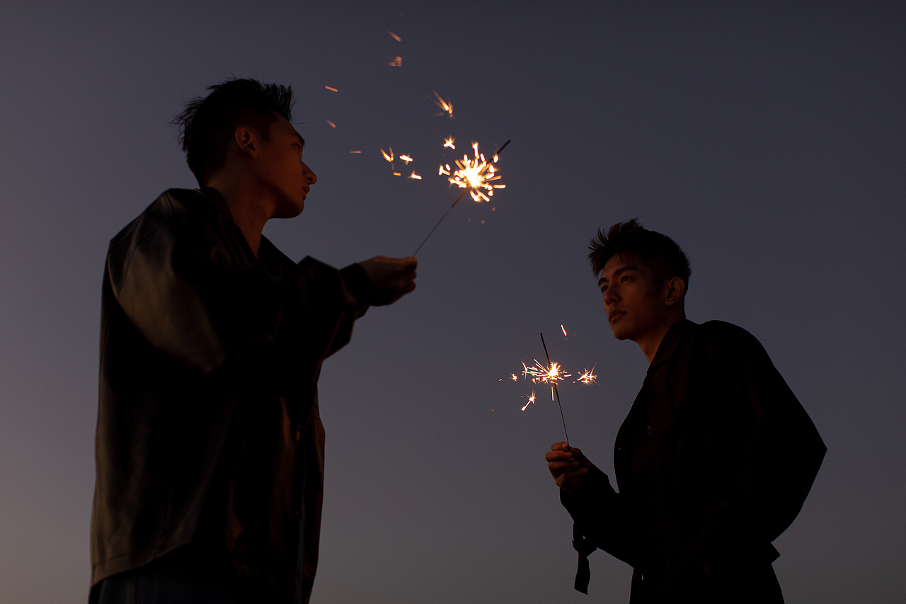 沉溺于橘色的晚风