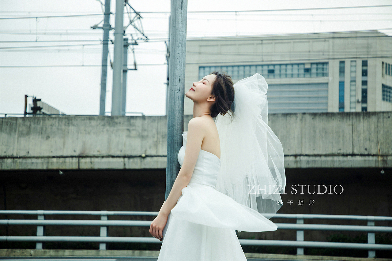 一个人的婚纱照（图ZMzQwMTcwNzYw） - 人像摄影 - 站酷设计师拍照的舒克原创素材 - 站酷ZCOOL
