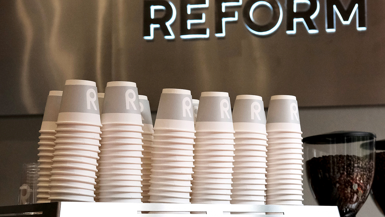 REFORM COFFEE咖啡店-咖啡品牌标志设计、咖啡包装设计（图ZMzIwMTQ1MTMy） - 品牌 - 站酷设计师taoSTUDIO张韬原创素材 - 站酷ZCOOL