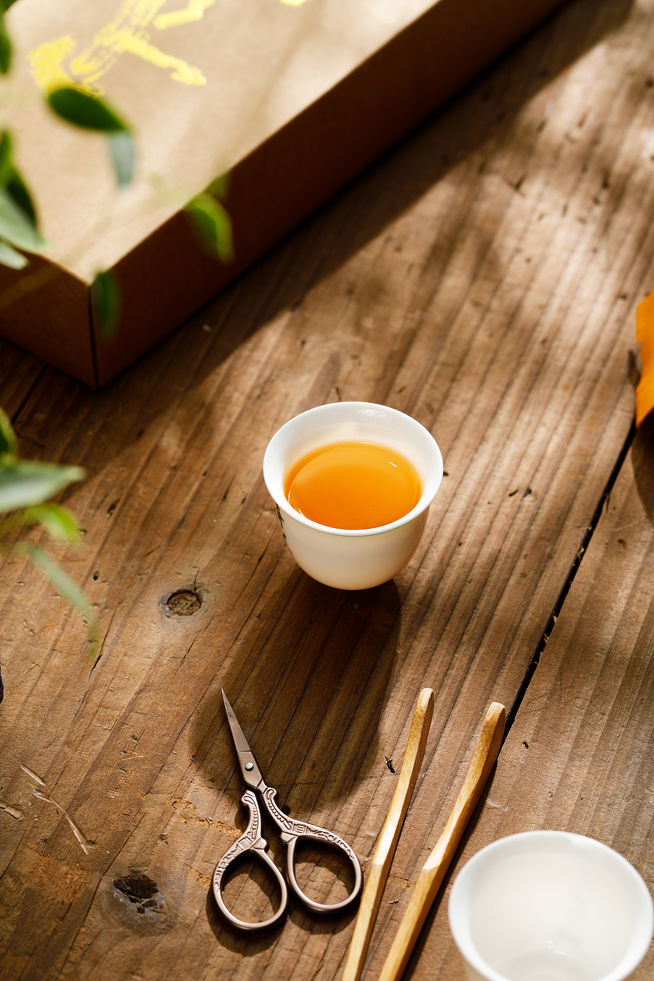 白芽奇兰 茶叶 复古风格 泡茶 茶叶高山茶 碳培岩茶