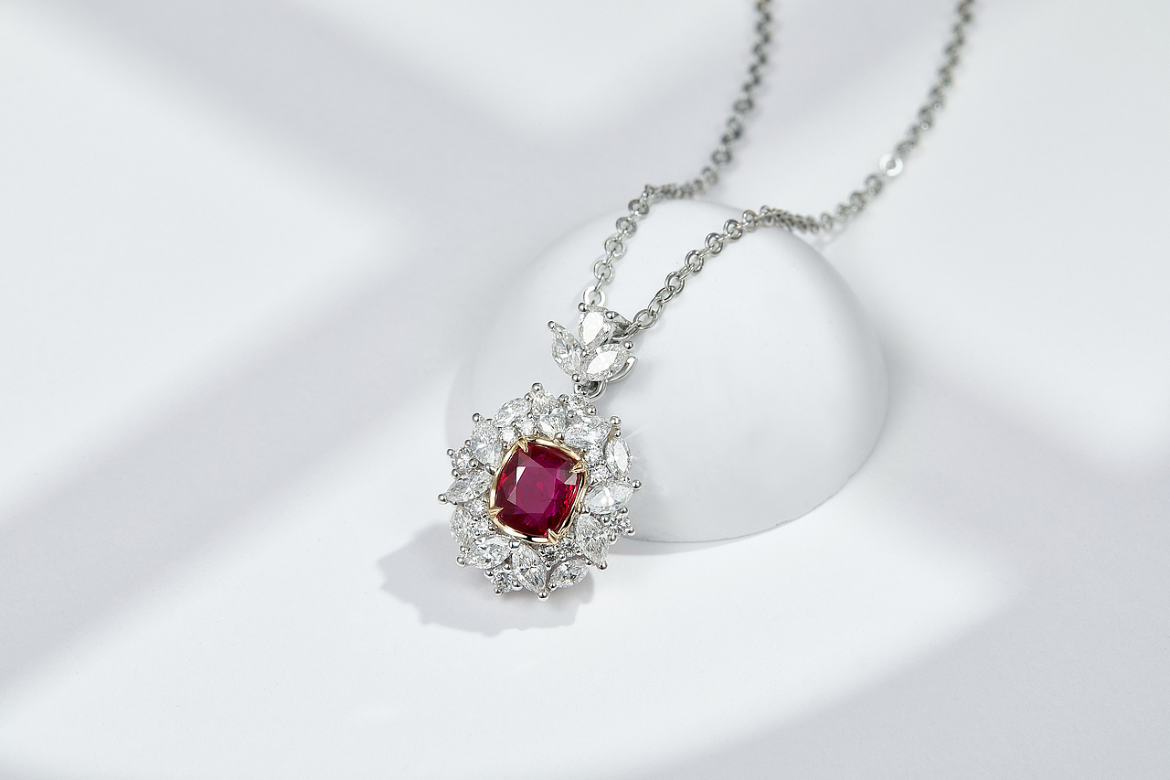 白色十字光效场景