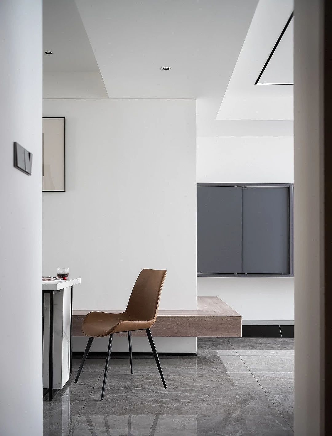 家装案例赏析——现代简约风格公寓,越简单越显大