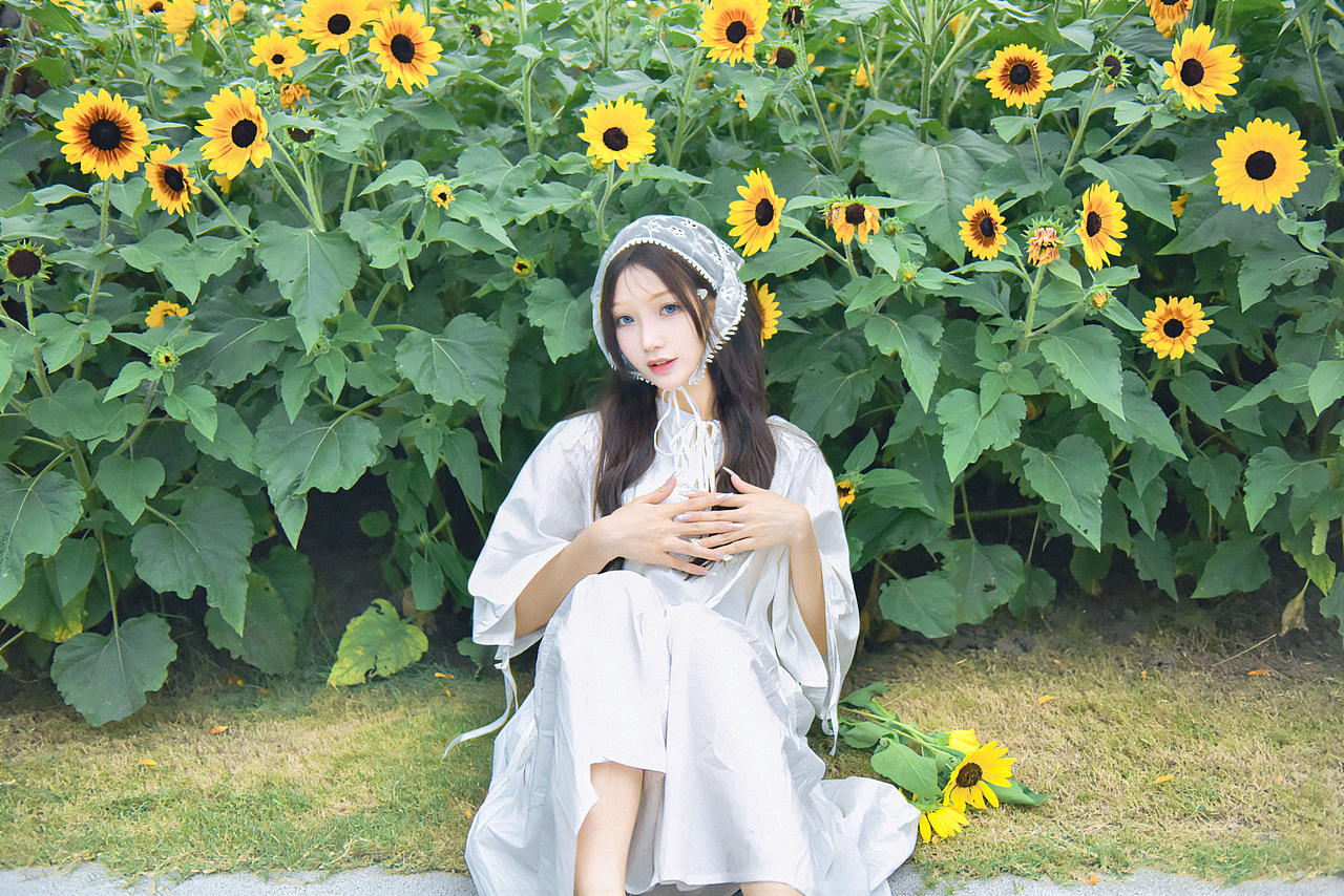 向日葵🌻（图ZMzQ1NzAzNDQ0） - 人像摄影 - 站酷设计师伤心的鱼鱼鱼原创素材 - 站酷ZCOOL