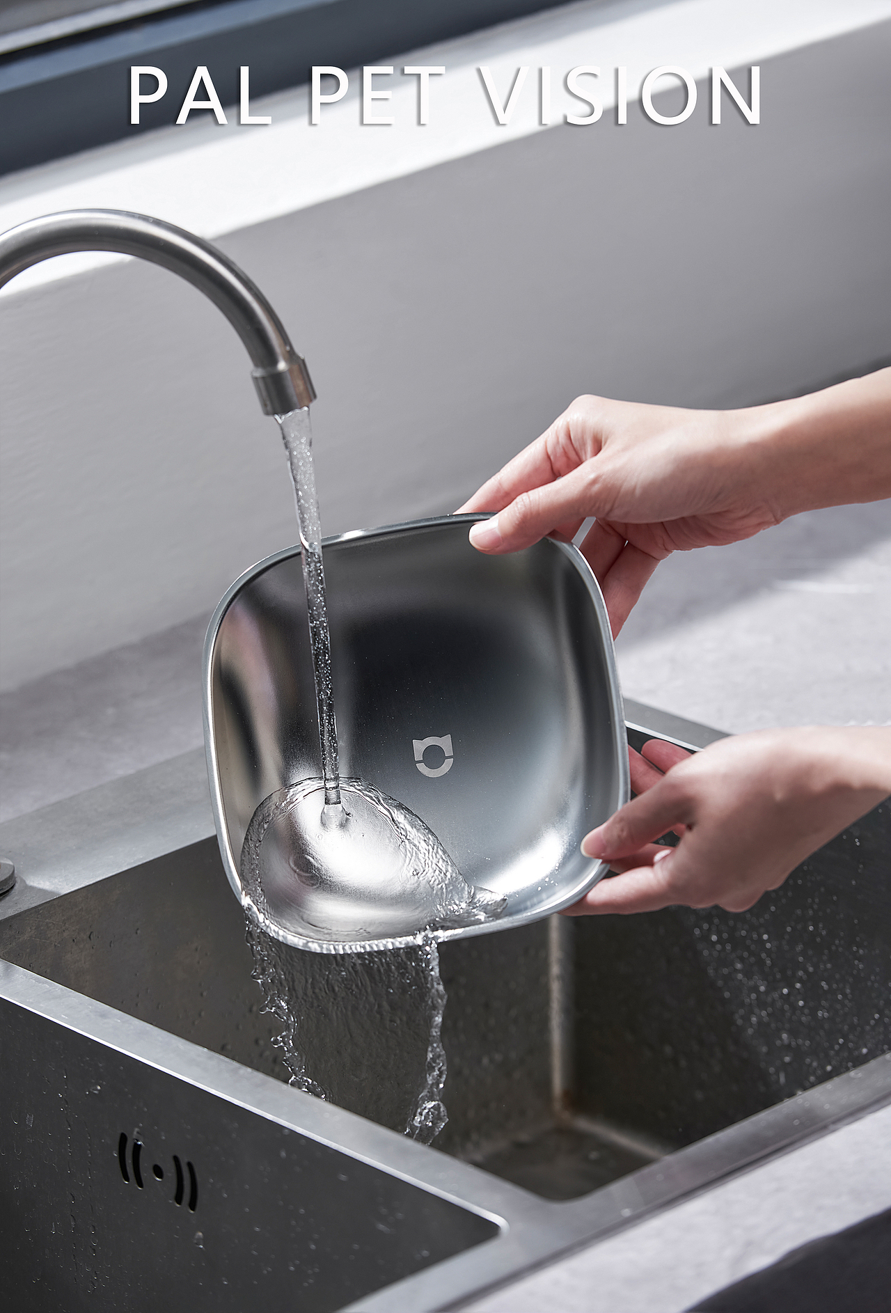 有陪*珀珀之宠物智能喂食器商业拍摄案例