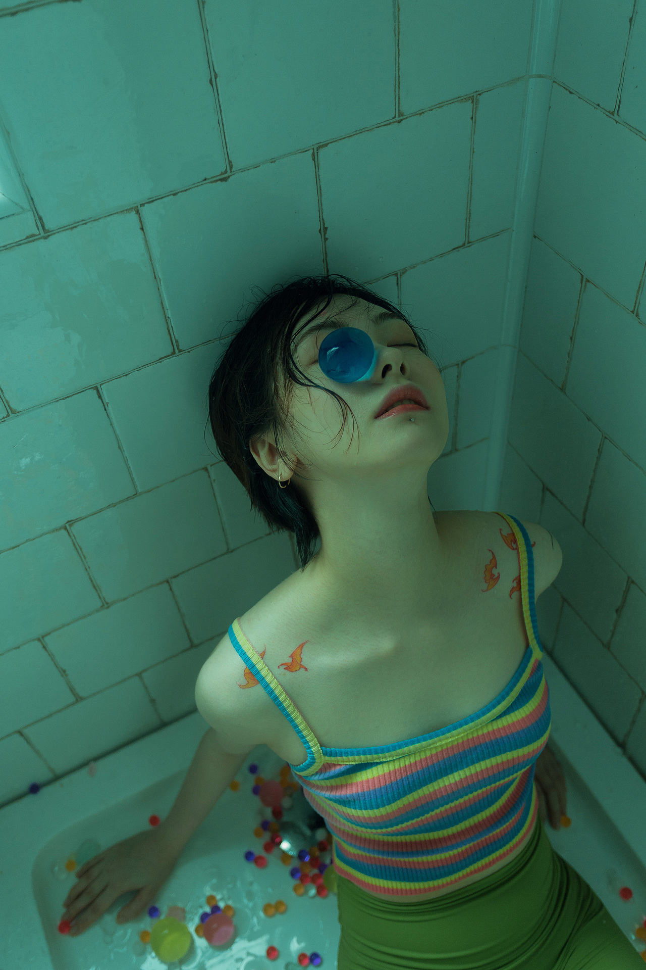 为什么独自一人（图ZMzA4NDI5MzI0） - 人像摄影 - 站酷设计师REBORN_OK原创素材 - 站酷ZCOOL